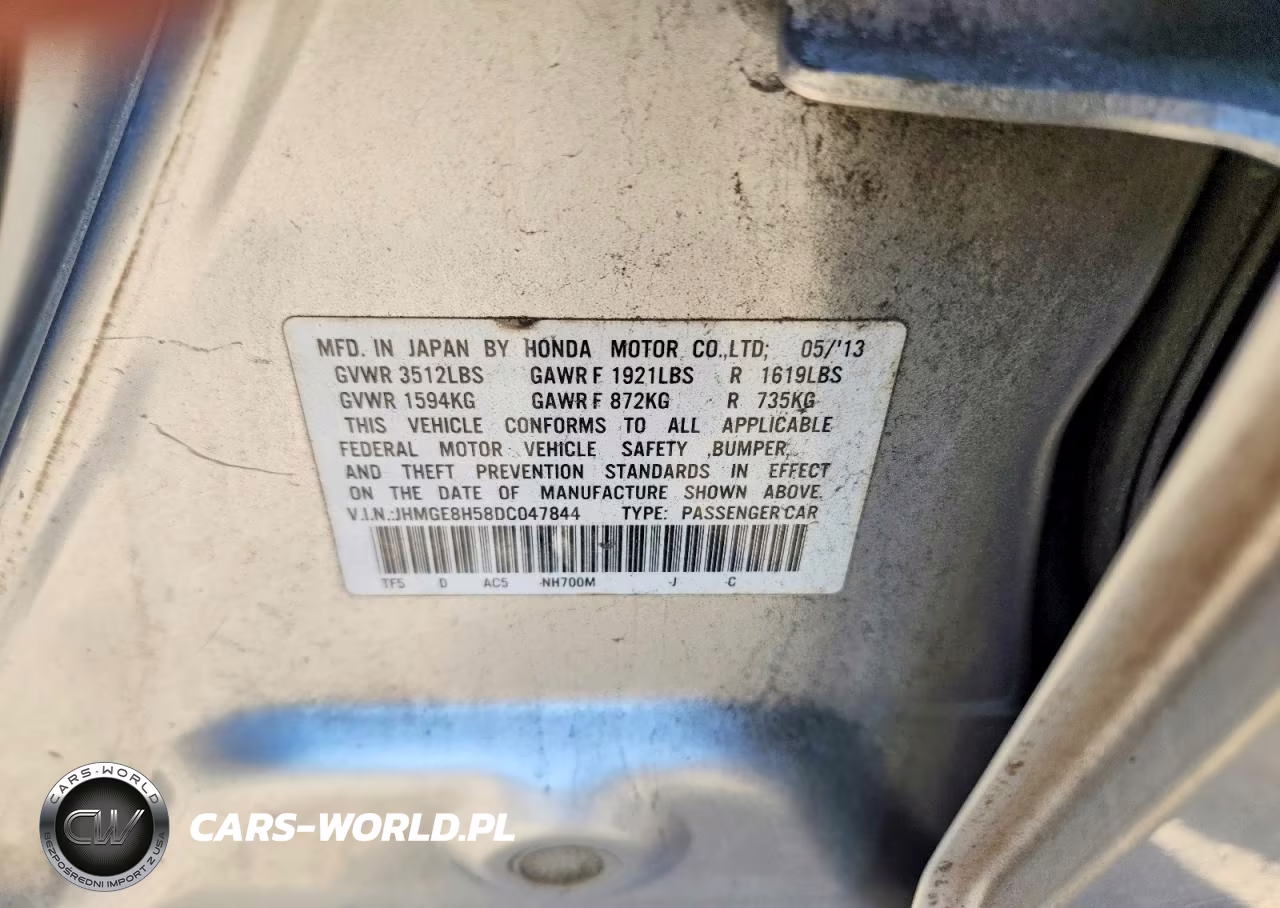 2013 Honda Fit Sport VIN:JHMGE8H58DC047844 - 13