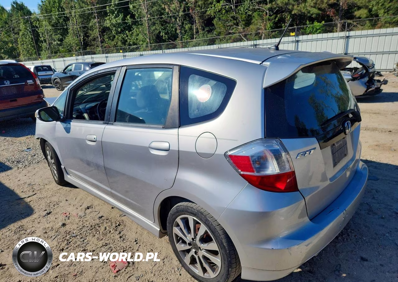 2013 Honda Fit Sport VIN:JHMGE8H58DC047844 - 2