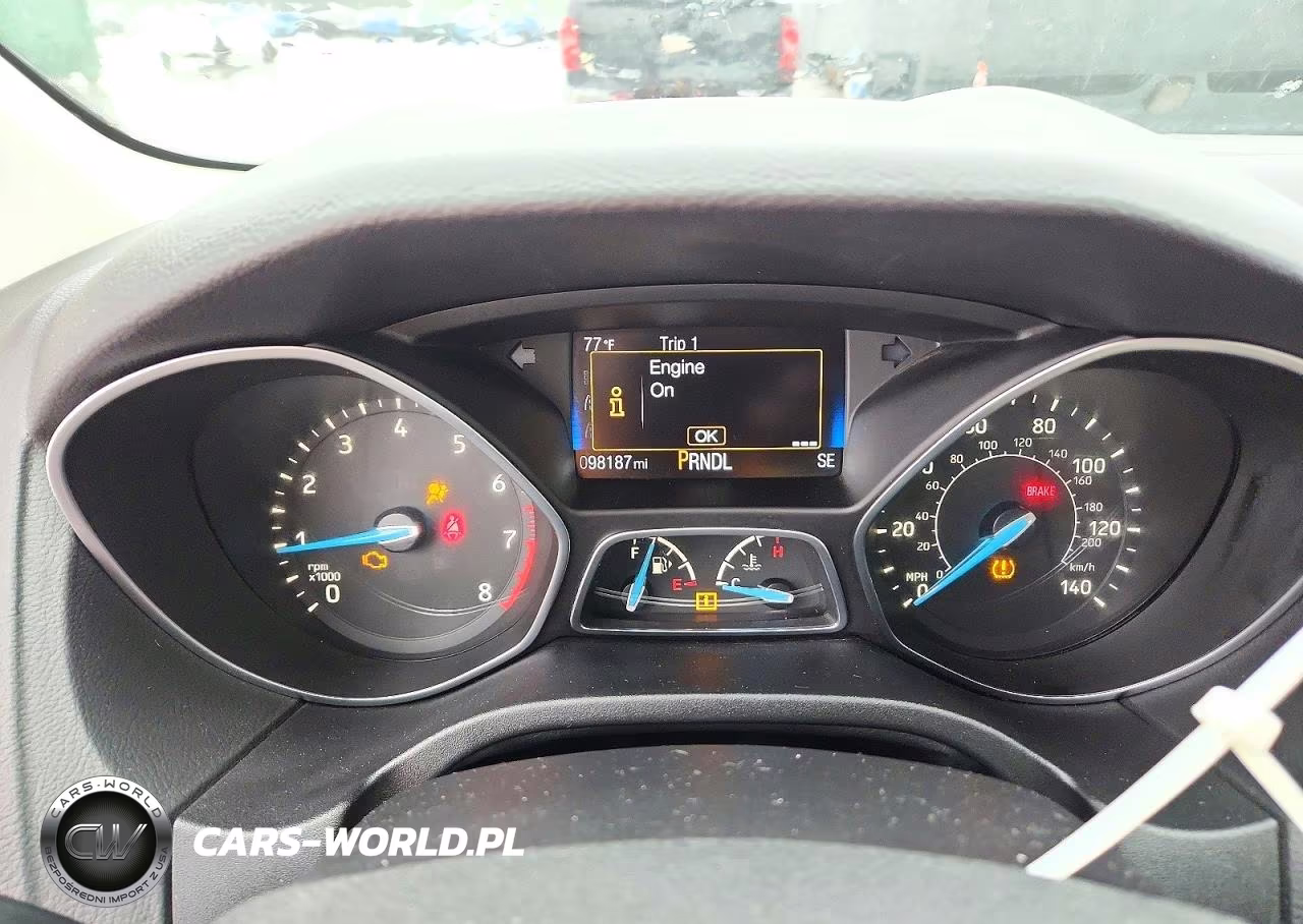 2017 Ford Focus Se VIN:1FADP3K27HL208244 - 9