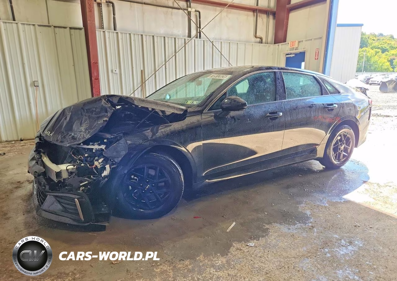 2026 Kia K5 Lxs VIN:KNAG24J72T5428166 - 1