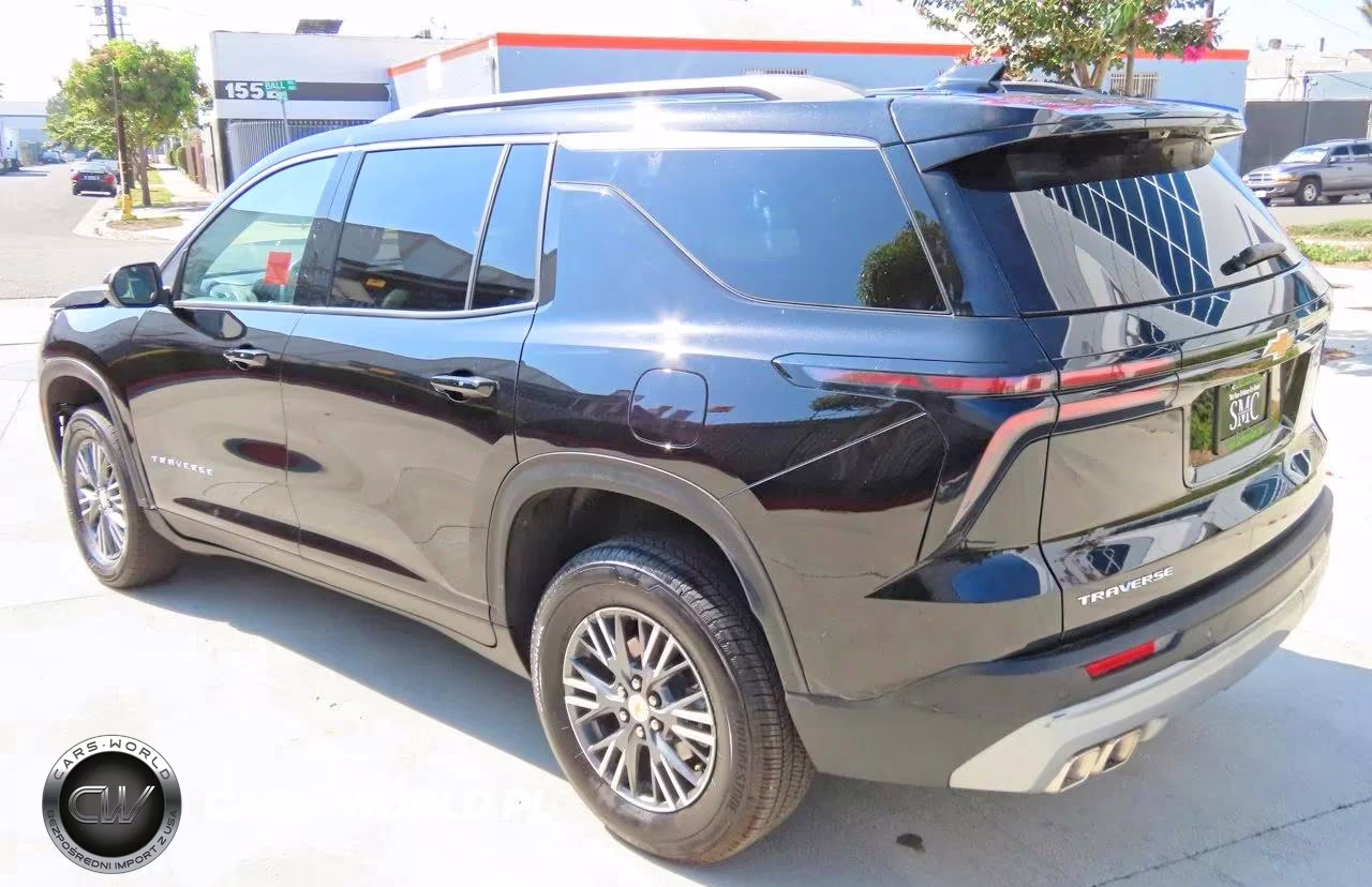 2026 Chevrolet Traverse Lt VIN:1GNERGKS4TJ304392 - 4