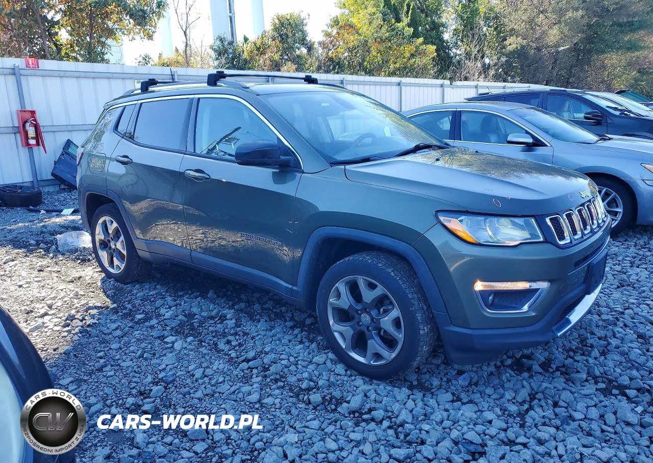 2017 Jeep Compass Limited VIN:3C4NJDCB4HT642100 - 4