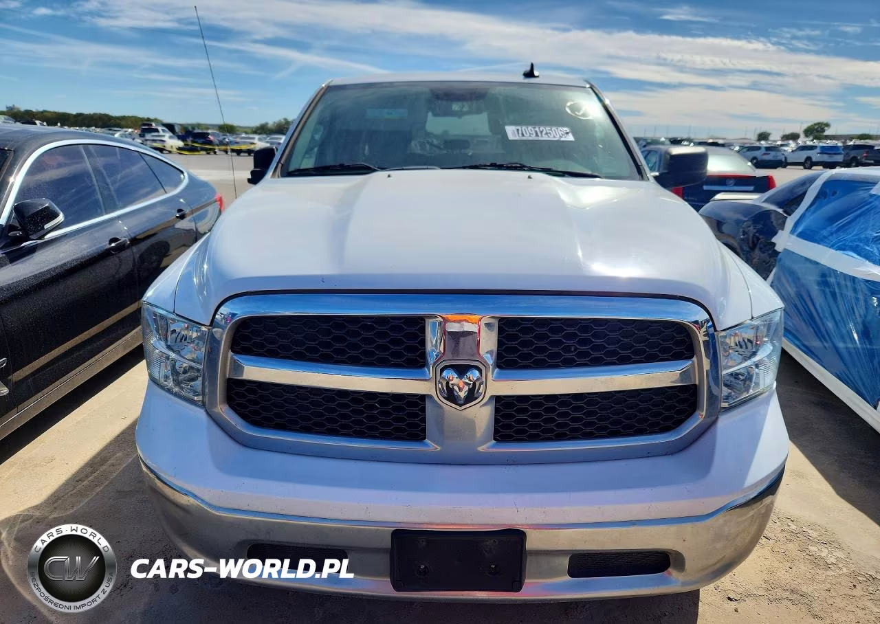 2021 Ram 1500 Classic Tradesman VIN:3C6RR6KG1MG586873 - 5