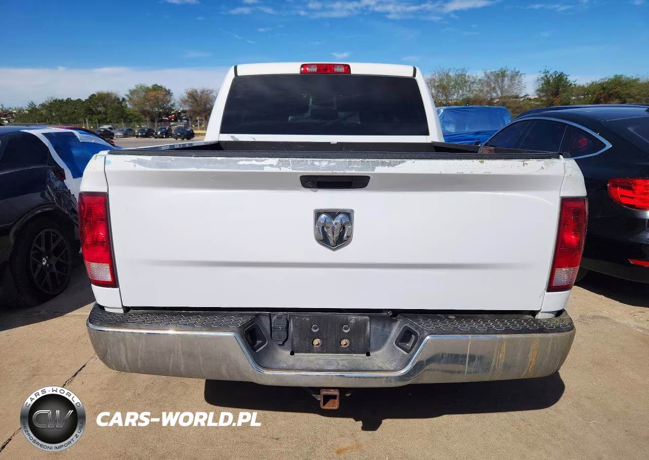 2021 Ram 1500 Classic Tradesman VIN:3C6RR6KG1MG586873 - 6