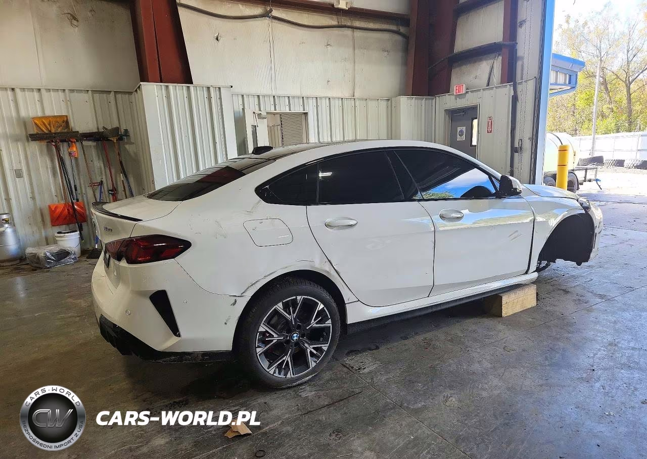 2025 BMW 228Xi VIN:WBA23GG00S7S70867 - 3