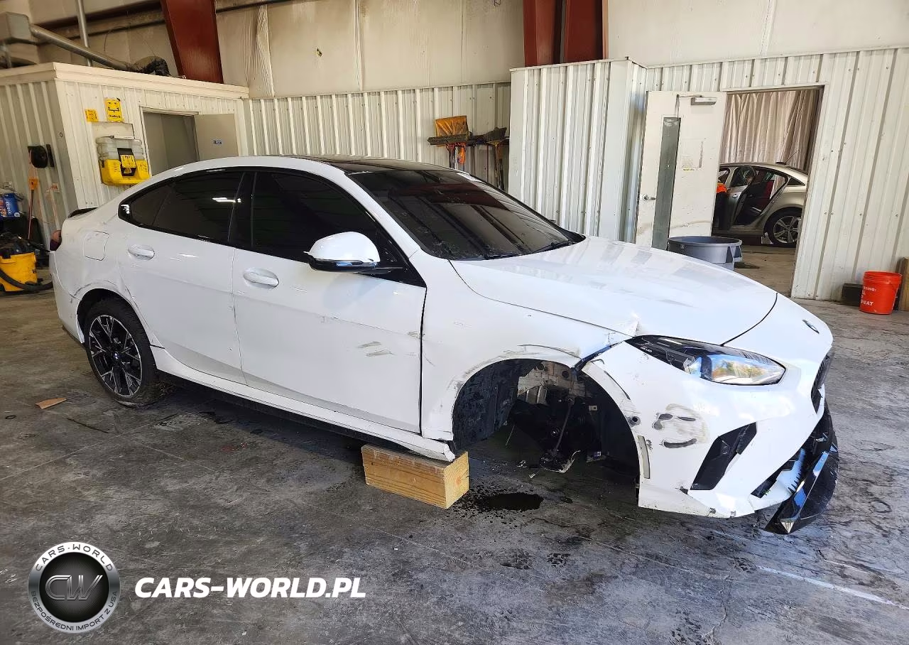 2025 BMW 228Xi VIN:WBA23GG00S7S70867 - 4
