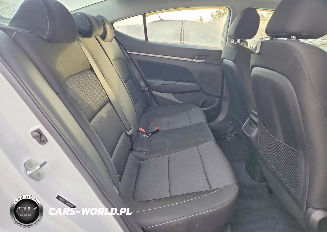 2018 Hyundai Elantra Value Edition VIN:5NPD84LF7JH324780 - 10