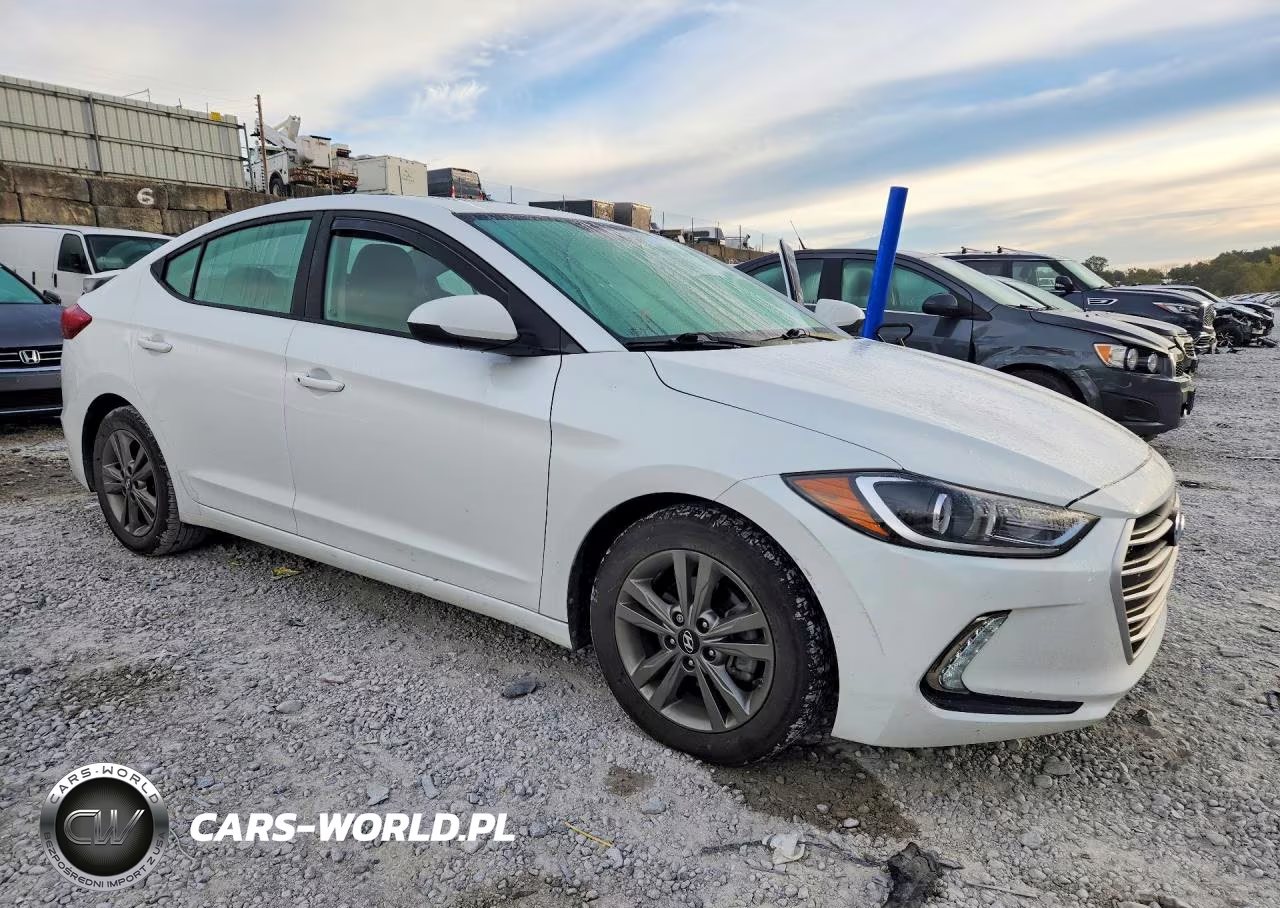 2018 Hyundai Elantra Value Edition VIN:5NPD84LF7JH324780 - 4