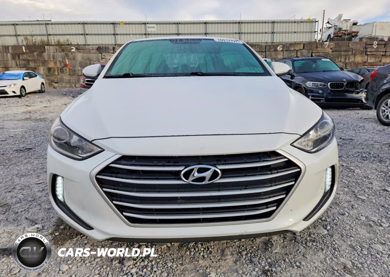2018 Hyundai Elantra Value Edition VIN:5NPD84LF7JH324780 - 5