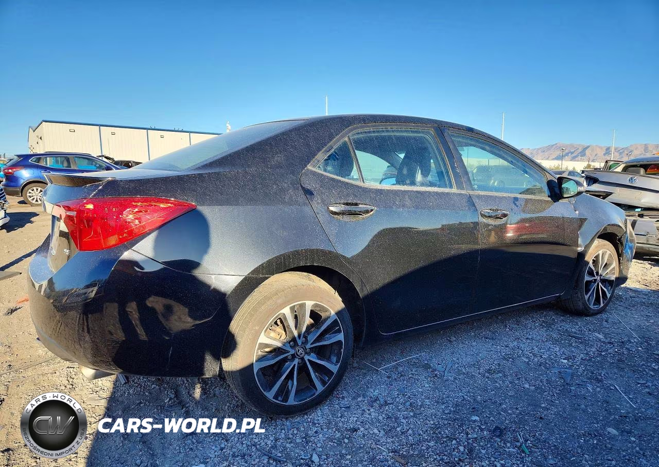 2017 Toyota Corolla Se VIN:5YFBURHE8HP601790 - 3