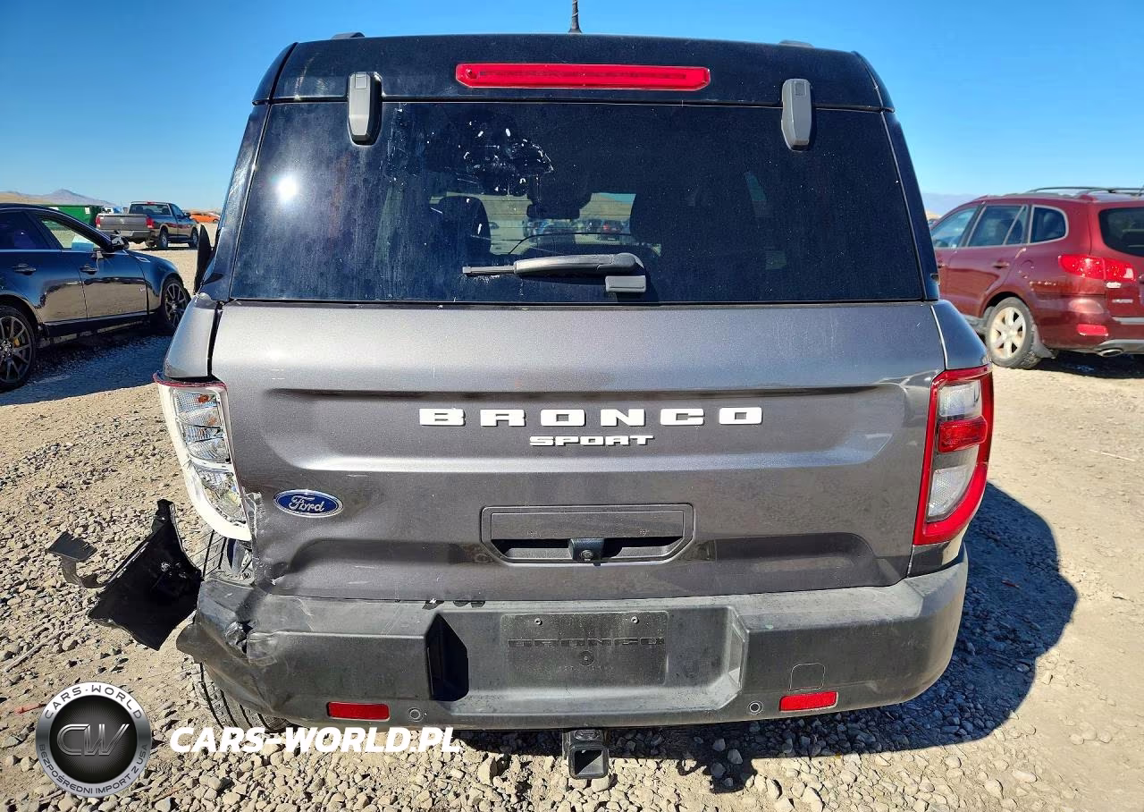 2022 Ford Bronco Sport Outer Banks VIN:3FMCR9C68NRD20824 - 6