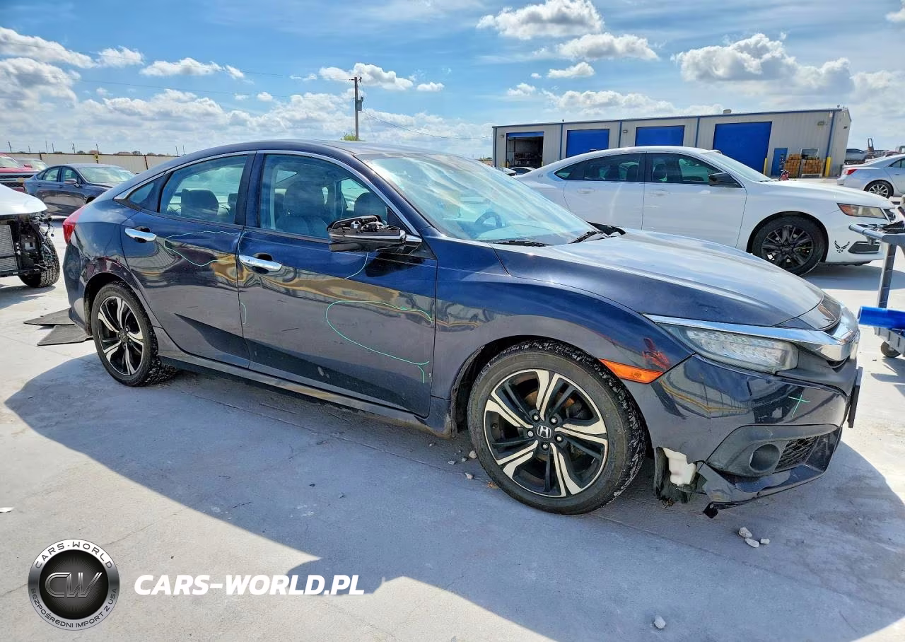 2016 Honda Civic Touring VIN:19XFC1F97GE015285 - 4