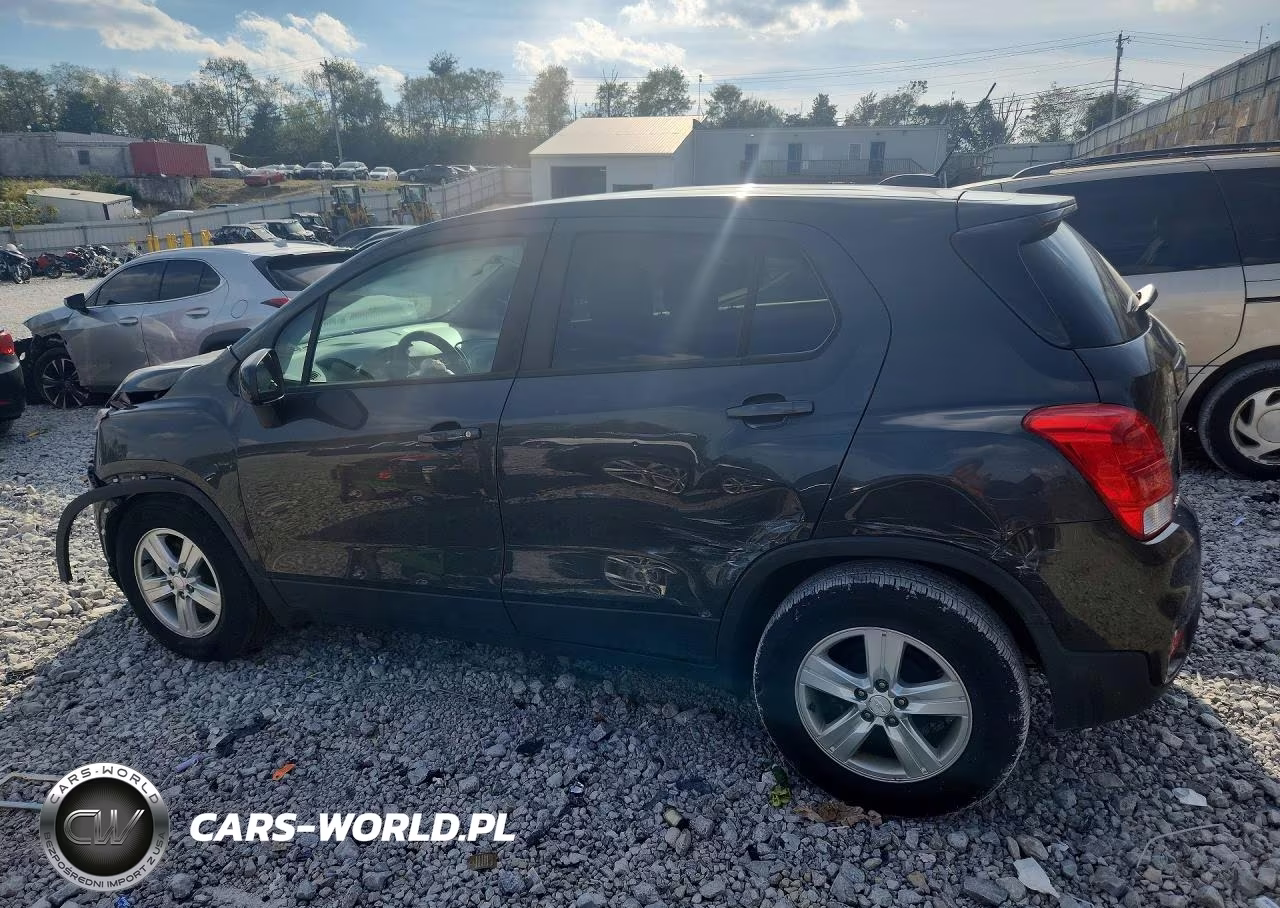 2020 Chevrolet Trax Ls VIN:3GNCJKSB2LL211803 - 2