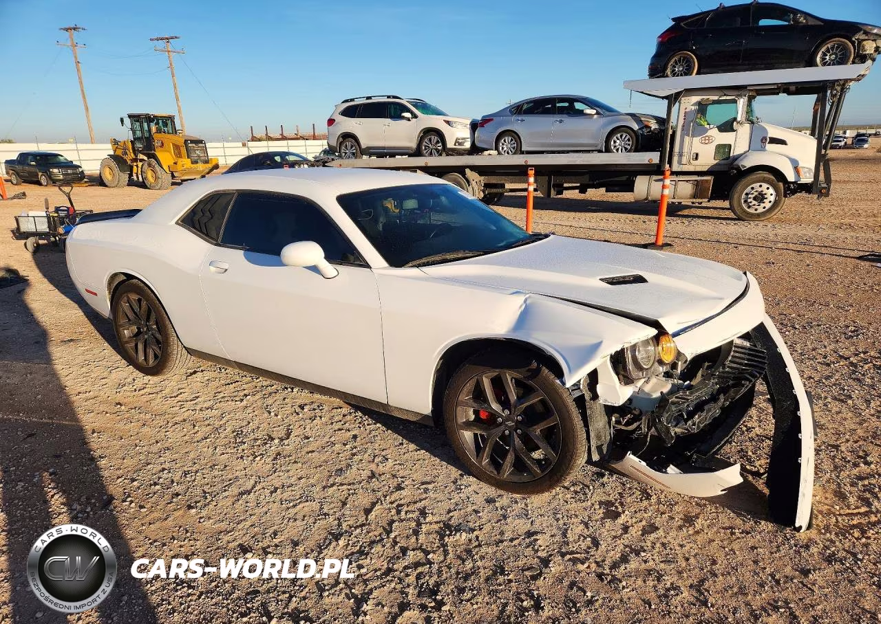 2021 Dodge Challenger Sxt VIN:2C3CDZAG2MH596493 - 4