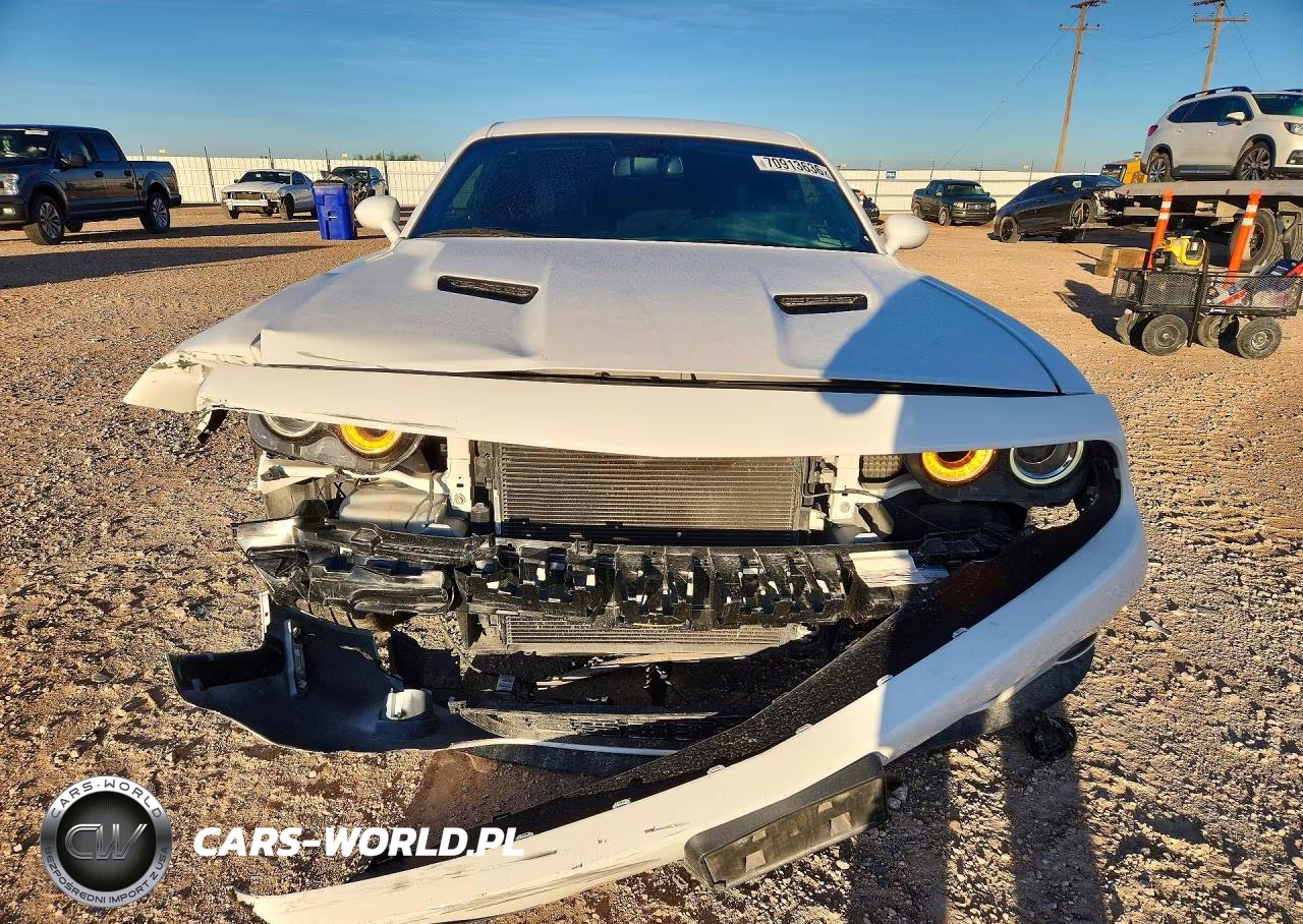2021 Dodge Challenger Sxt VIN:2C3CDZAG2MH596493 - 5