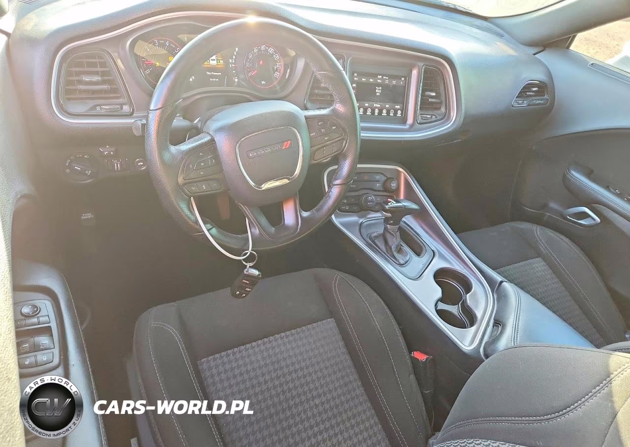 2021 Dodge Challenger Sxt VIN:2C3CDZAG2MH596493 - 8