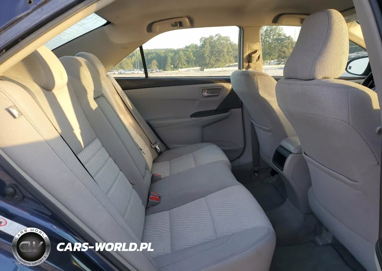 2017 Toyota Camry Le VIN:4T1BF1FK1HU672087 - 10