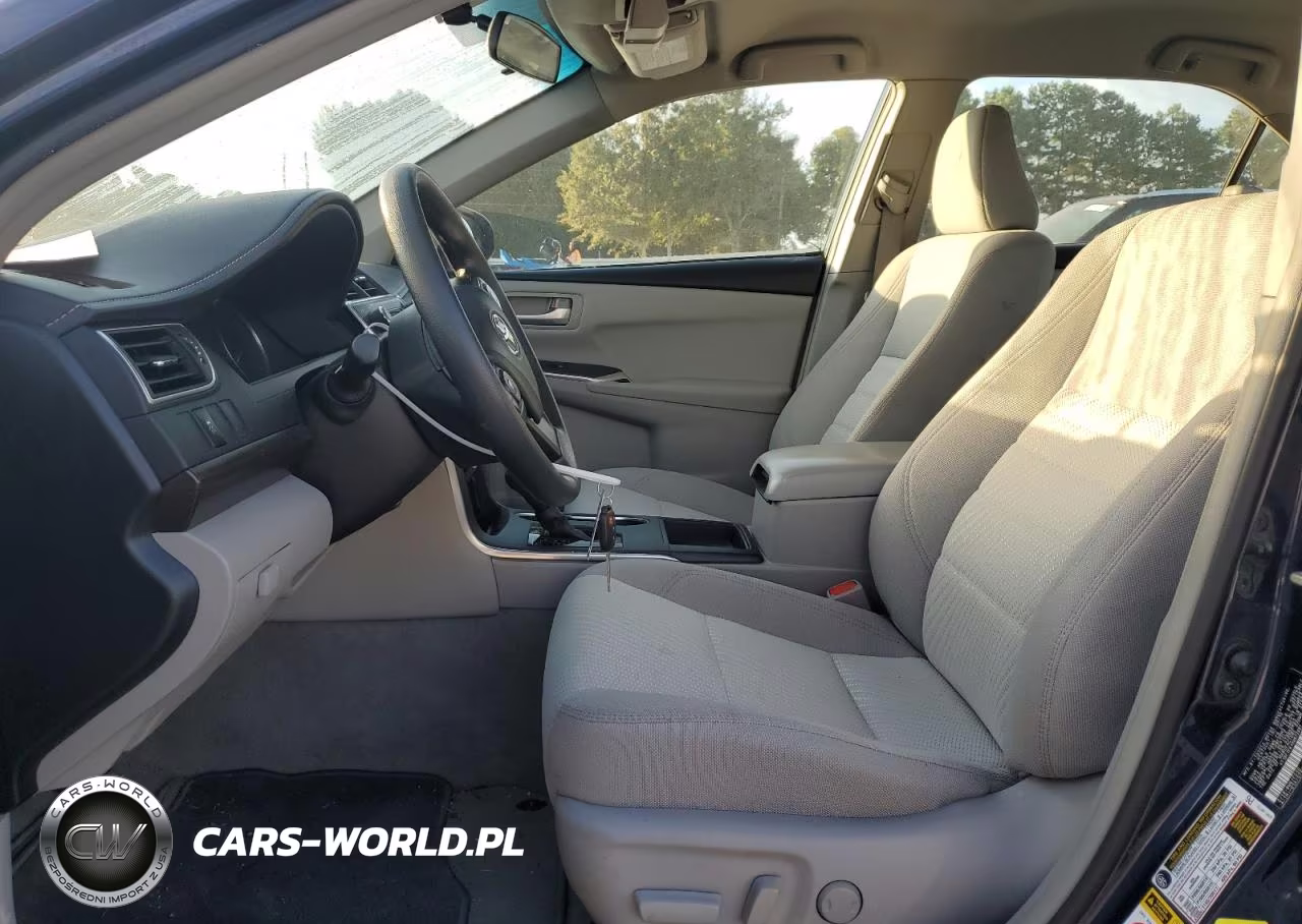 2017 Toyota Camry Le VIN:4T1BF1FK1HU672087 - 7