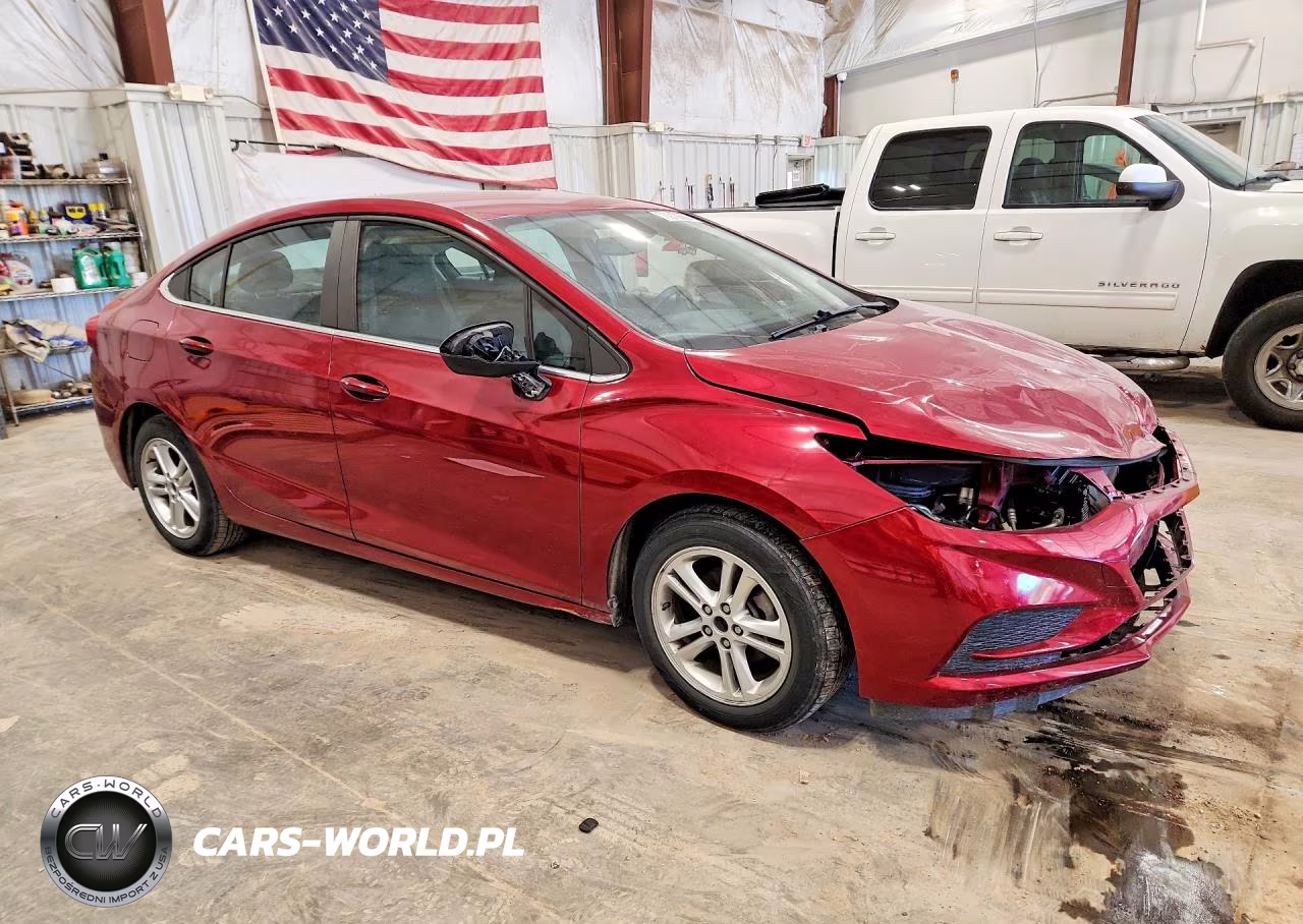 2017 Chevrolet Cruze Lt VIN:1G1BE5SM8H7248337 - 4