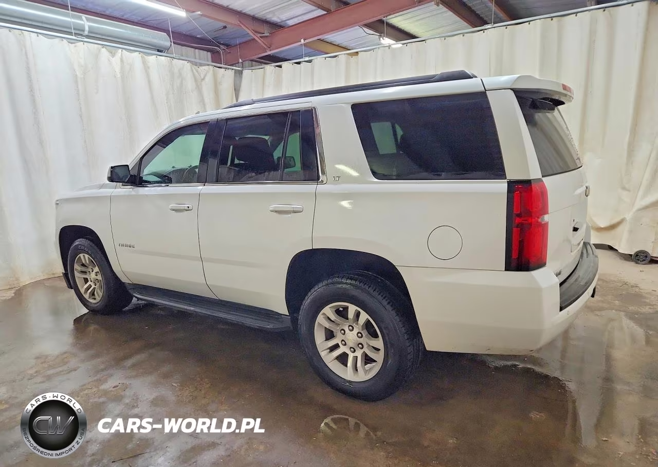 2017 Chevrolet Tahoe C1500 Lt VIN:1GNSCBKC3HR137242 - 2