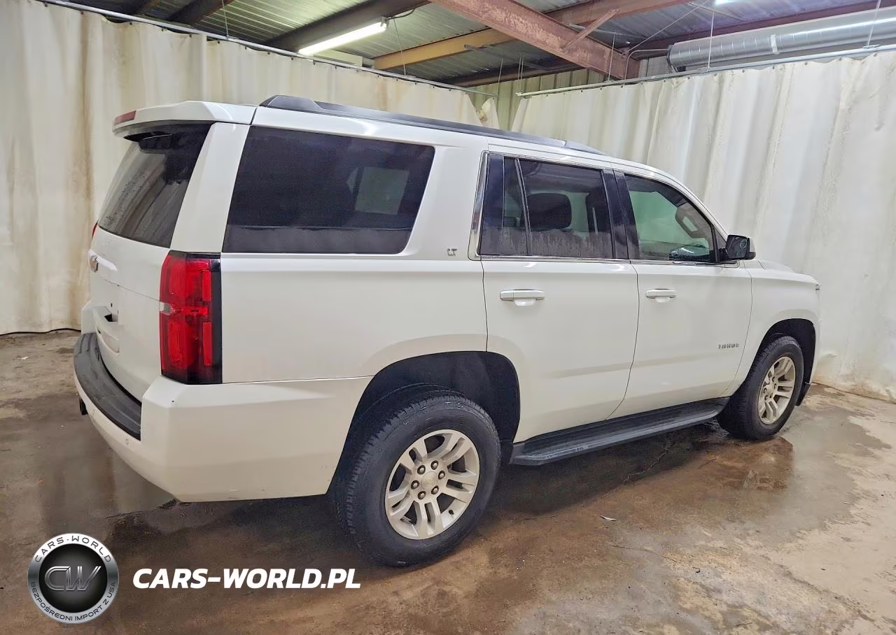 2017 Chevrolet Tahoe C1500 Lt VIN:1GNSCBKC3HR137242 - 3