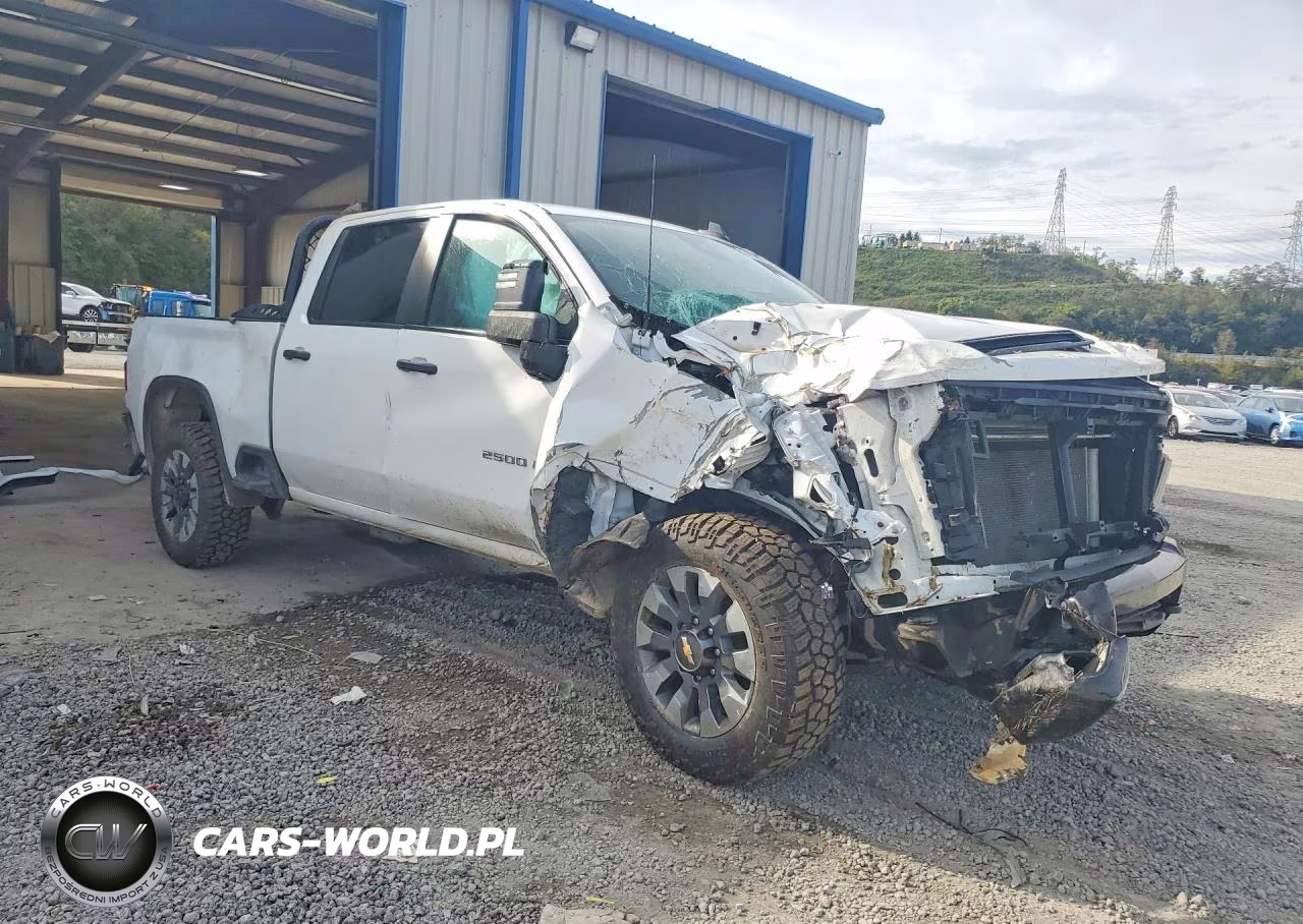2024 Chevrolet Silverado K2500 Custom VIN:2GC4YME71R1242952 - 4