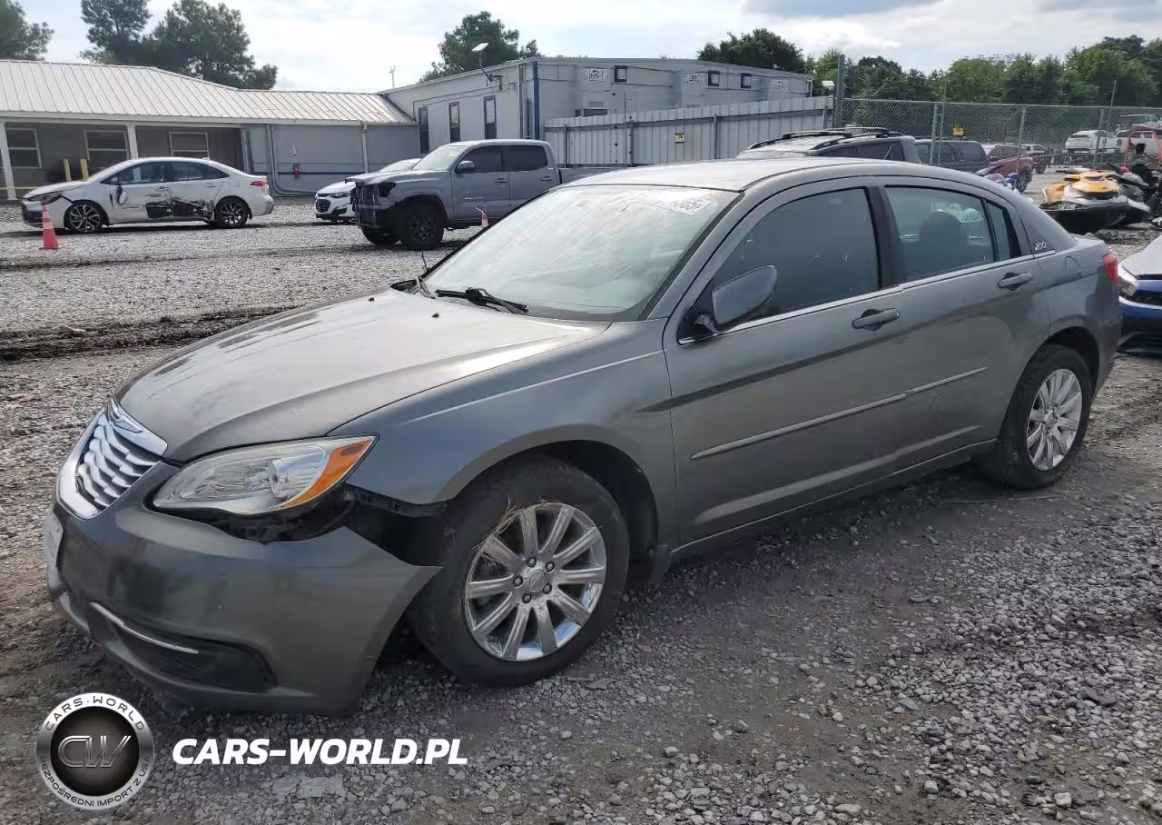2013 Chrysler 200 Touring