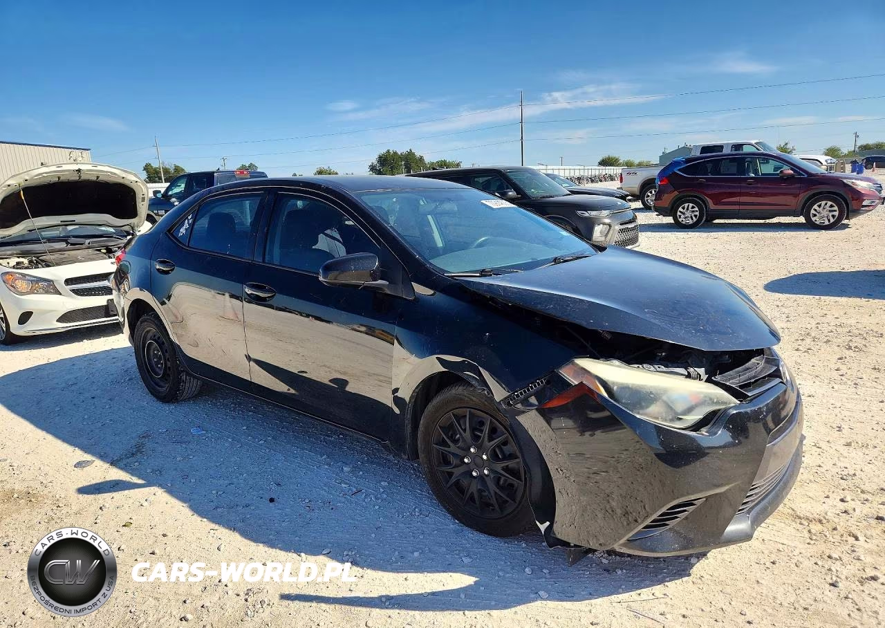 2015 Toyota Corolla Le VIN:5YFBURHEXFP262835 - 4