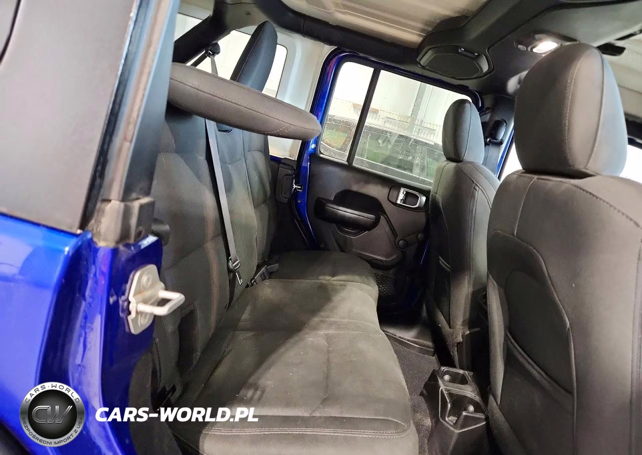2018 Jeep Wrangler Unlimited Sport VIN:1C4HJXDNXJW186286 - 10