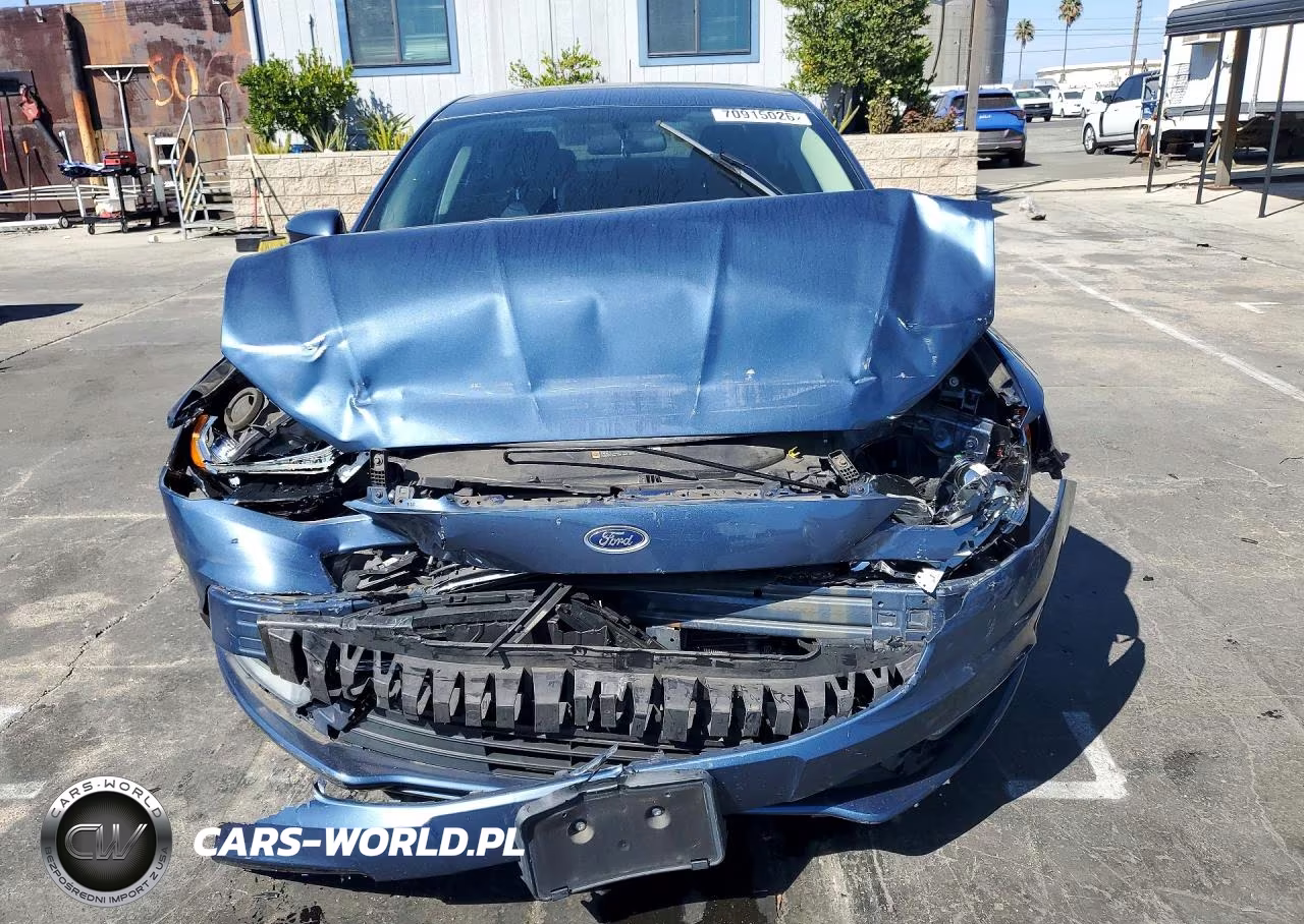 2018 Ford Fusion Se Hybrid VIN:3FA6P0LU1JR207816 - 5