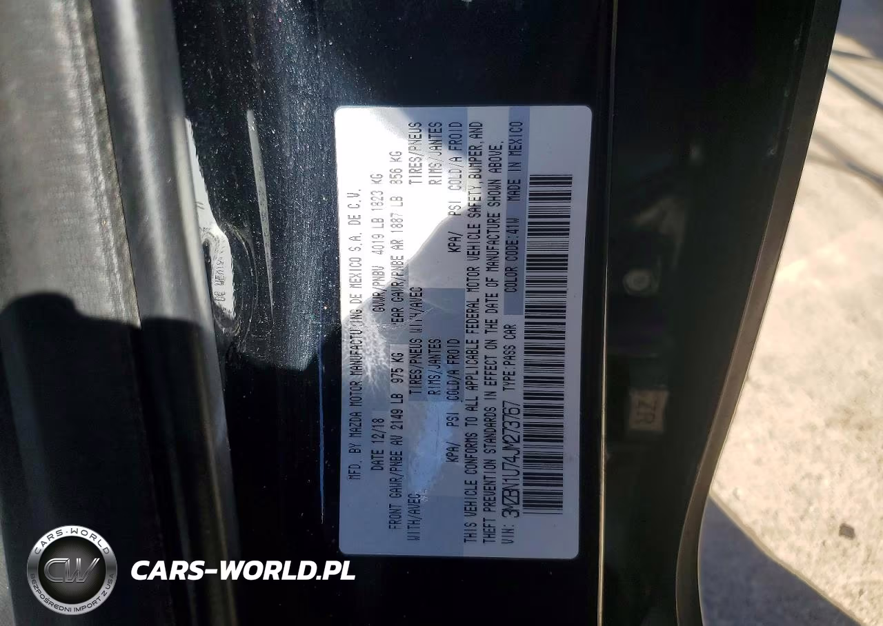 2018 Mazda 3 Sport VIN:3MZBN1U74JM273767 - 12