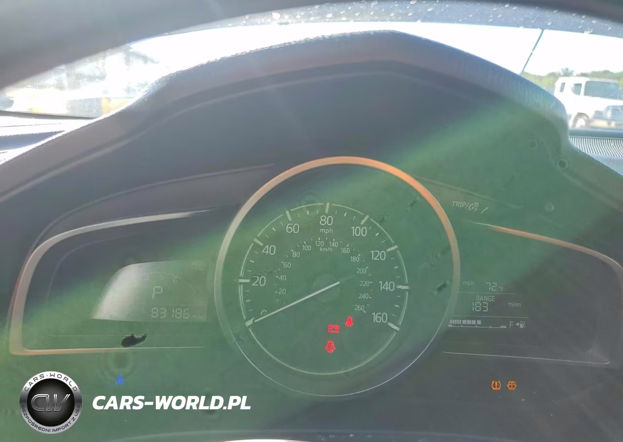 2018 Mazda 3 Sport VIN:3MZBN1U74JM273767 - 9
