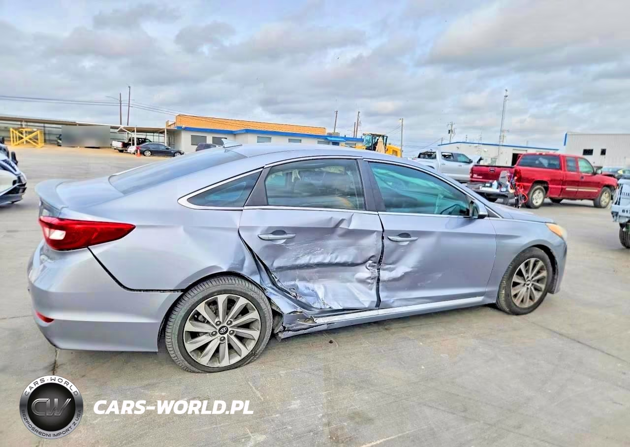 2016 Hyundai Sonata Sport VIN:5NPE34AF9GH294132 - 3