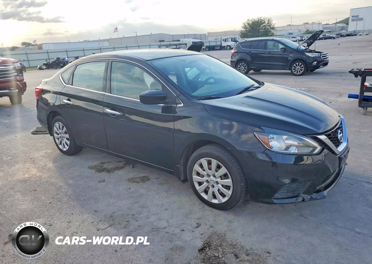 2017 Nissan Sentra S VIN:3N1AB7AP8HY403604 - 4