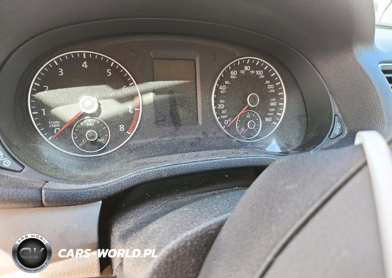 2013 Volkswagen Passat S VIN:1VWAP7A36DC143084 - 9