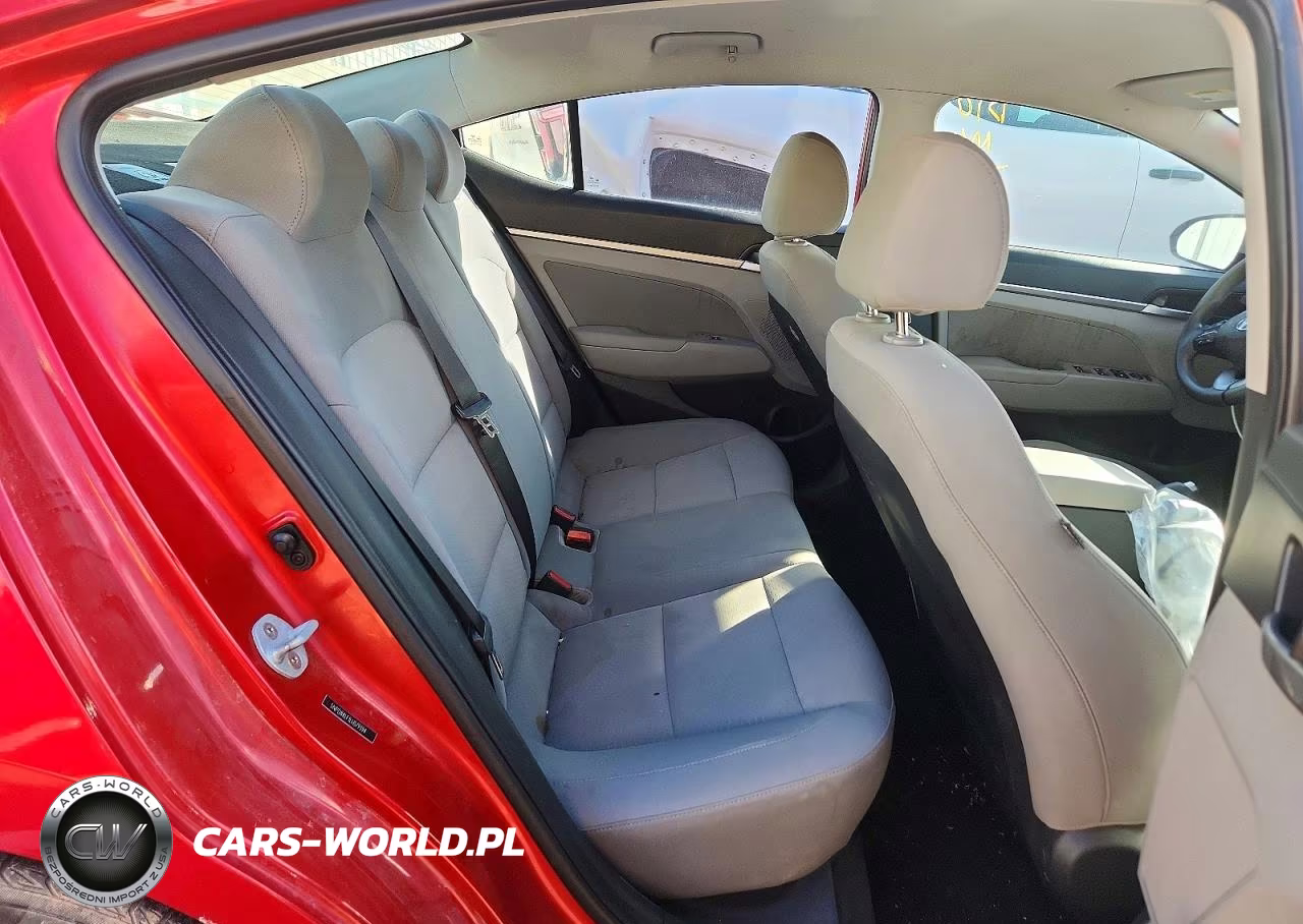 2020 Hyundai Elantra Sel VIN:5NPD84LF1LH579394 - 10