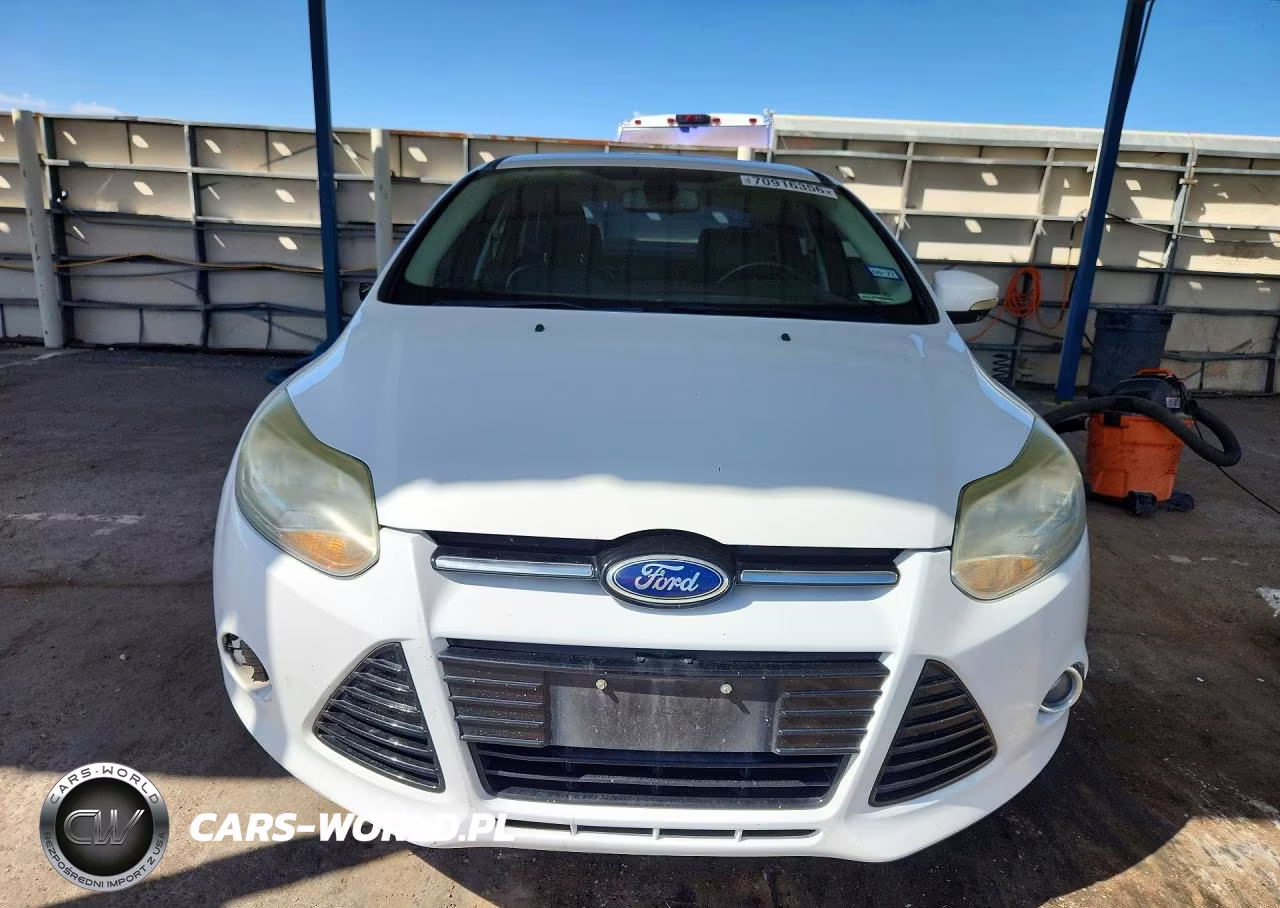 2012 Ford Focus Sel VIN:1FAHP3H22CL371577 - 5