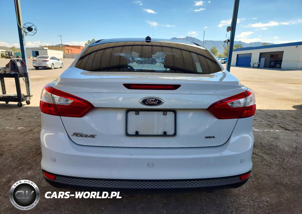 2012 Ford Focus Sel VIN:1FAHP3H22CL371577 - 6