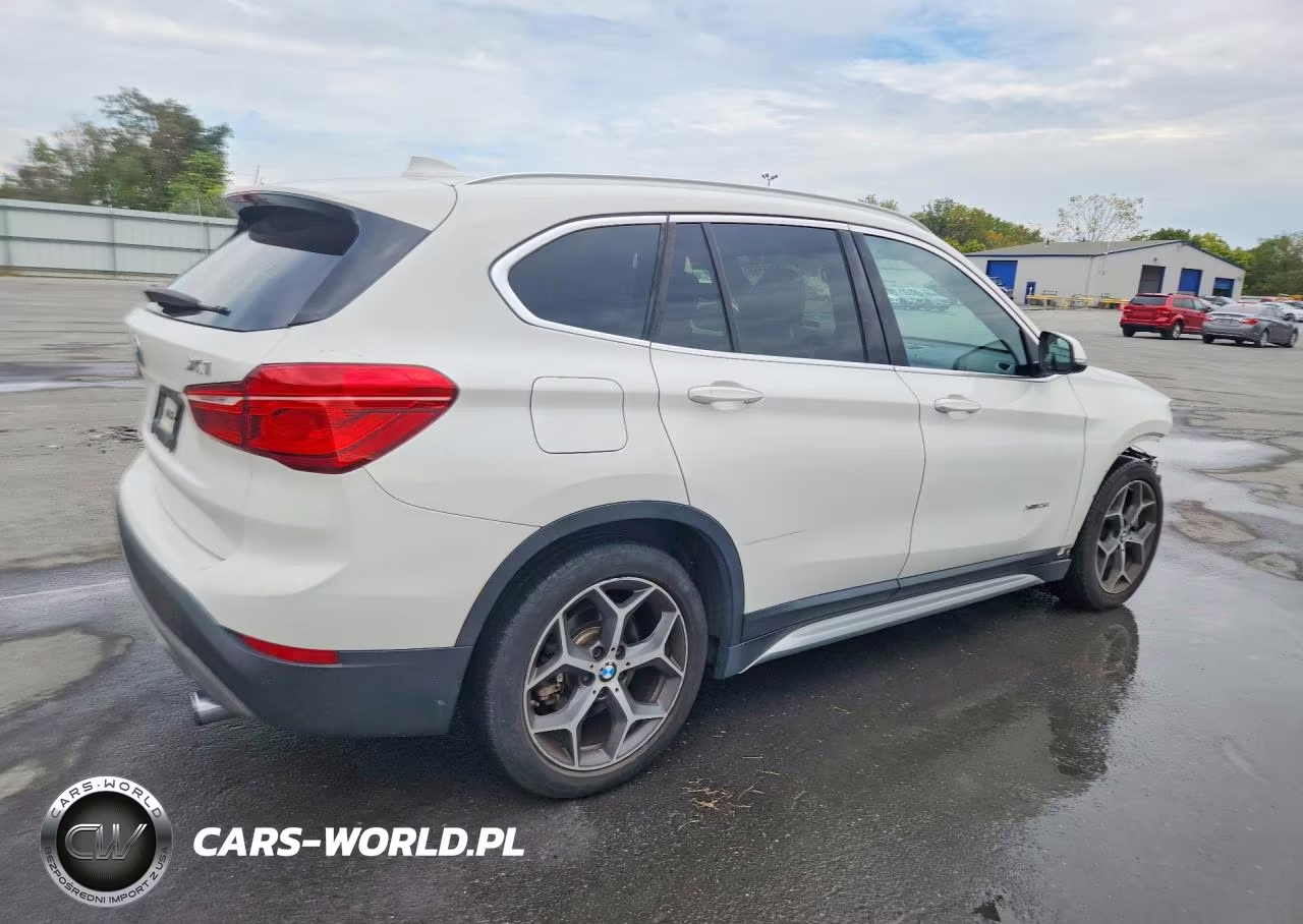 2017 BMW X1 xDrive28I VIN:WBXHT3Z38H4A54911 - 3