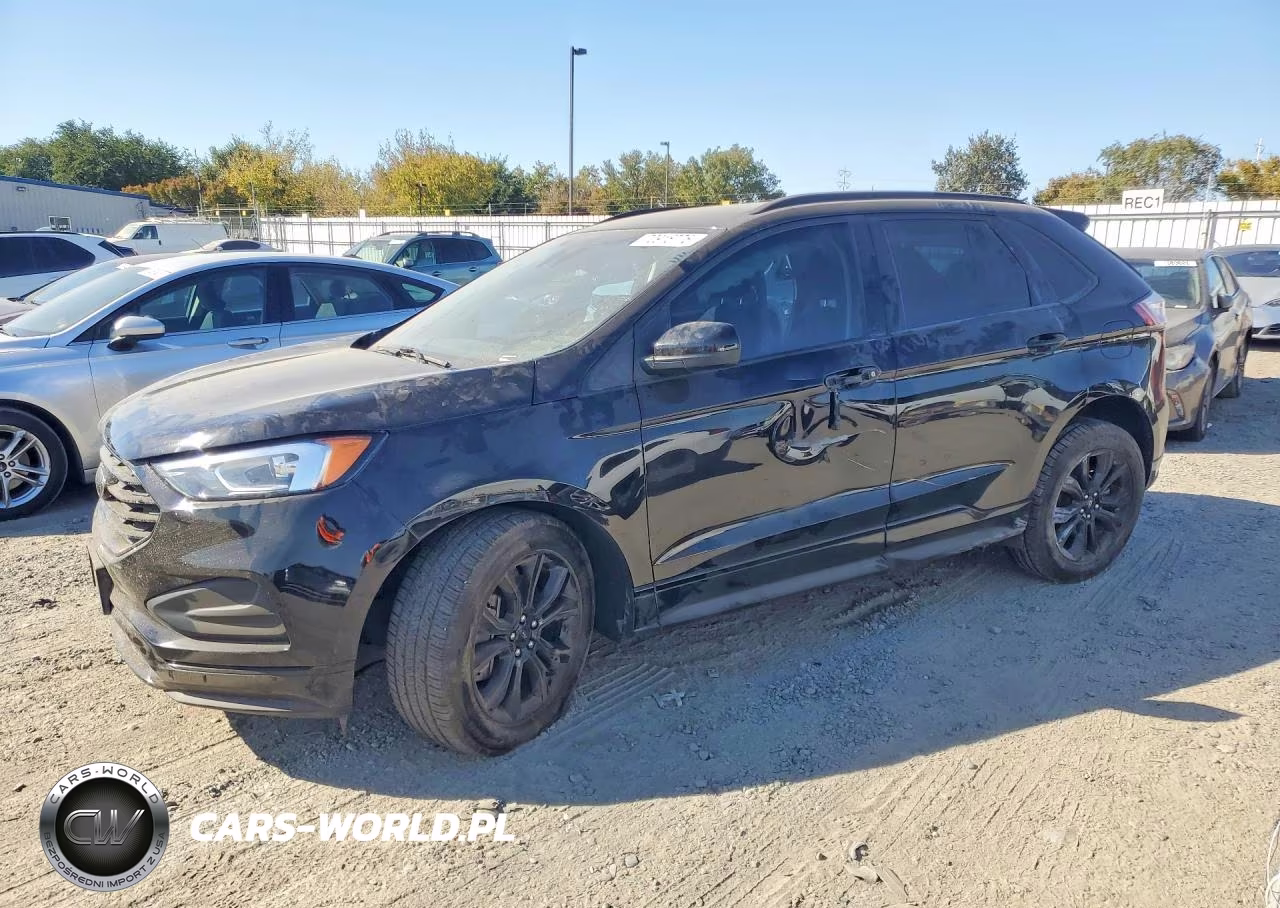 2022 Ford Edge Se