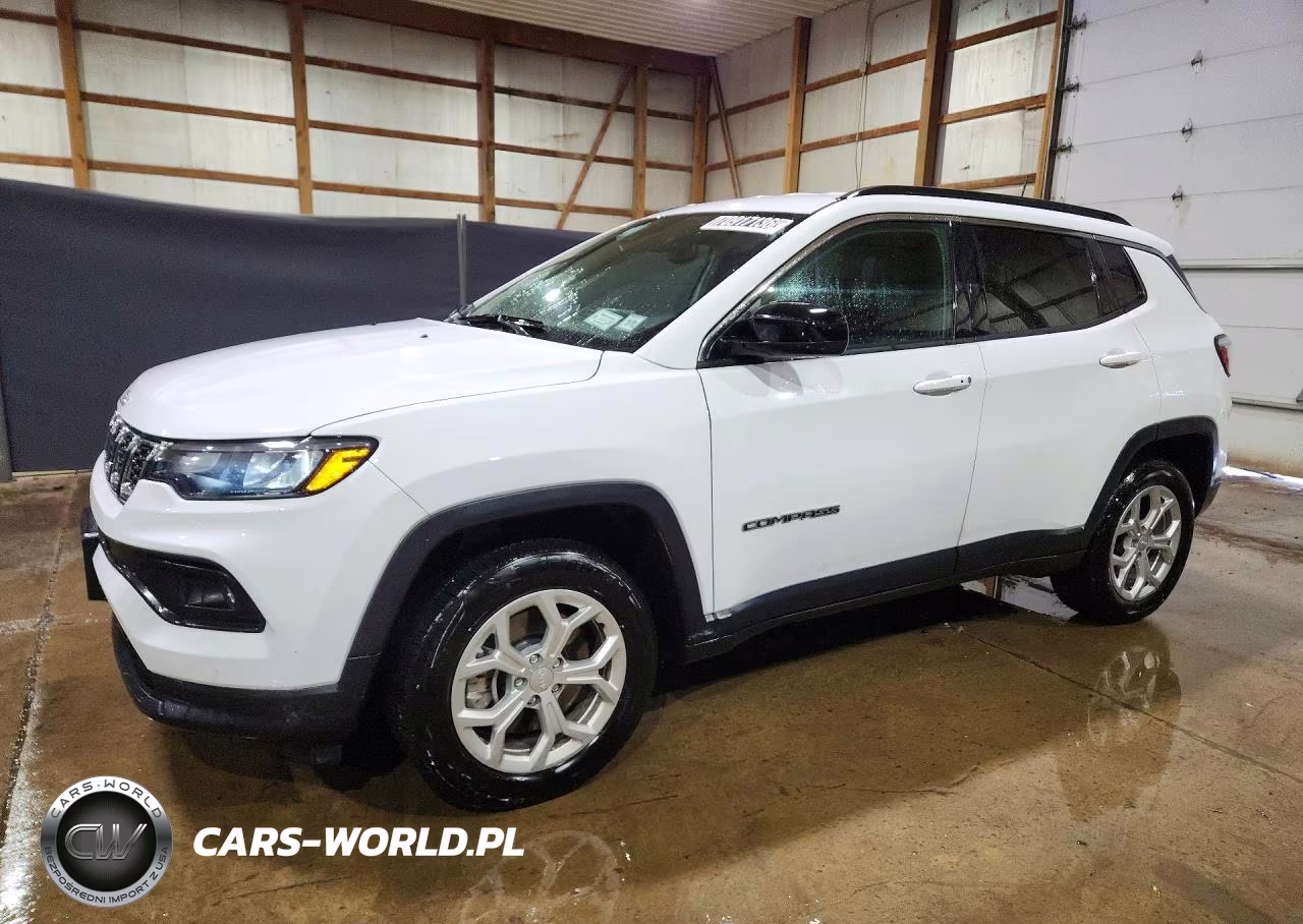 2024 Jeep Compass Latitude VIN:3C4NJDBN7RT160914 - 1