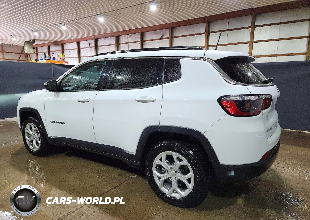 2024 Jeep Compass Latitude VIN:3C4NJDBN7RT160914 - 2
