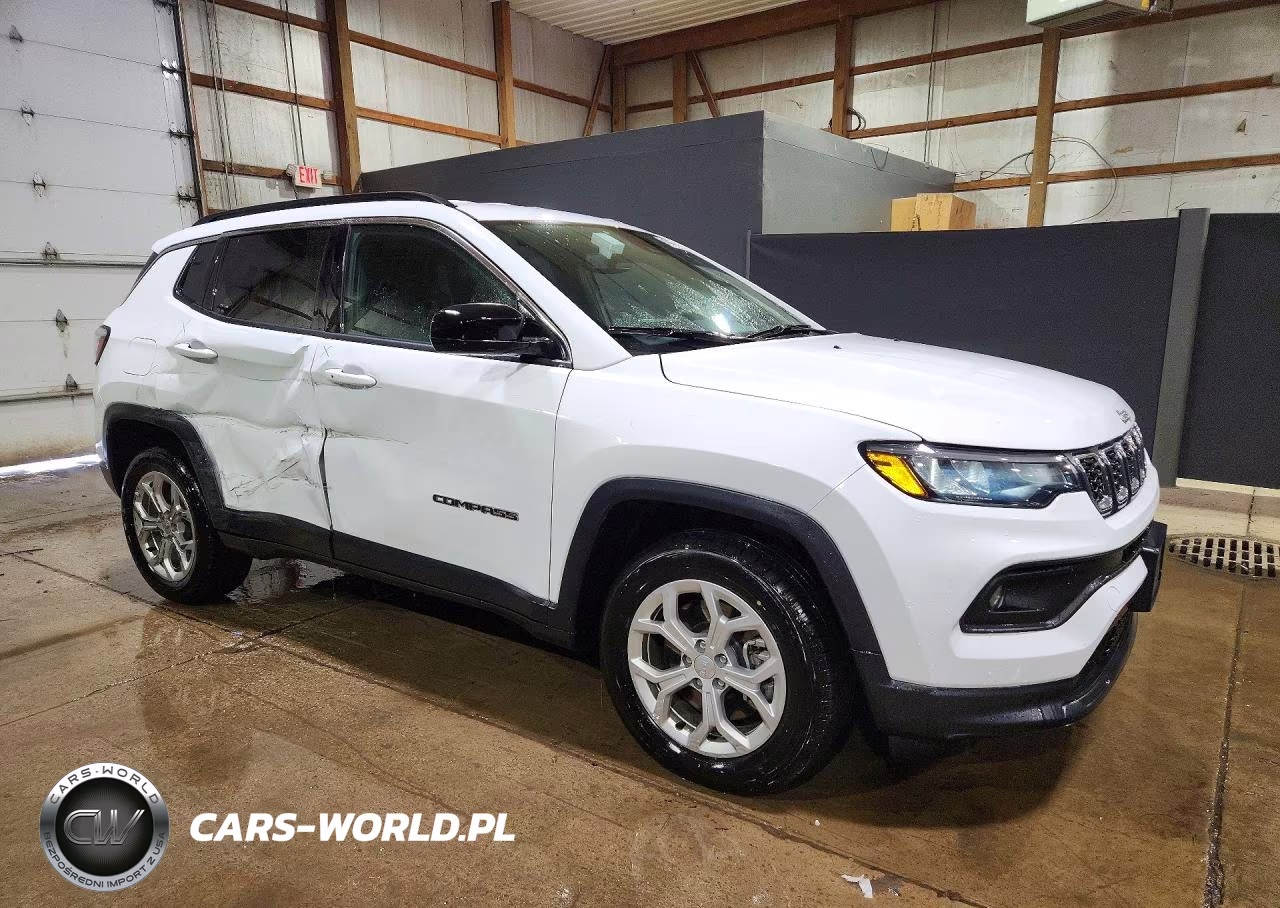 2024 Jeep Compass Latitude VIN:3C4NJDBN7RT160914 - 4