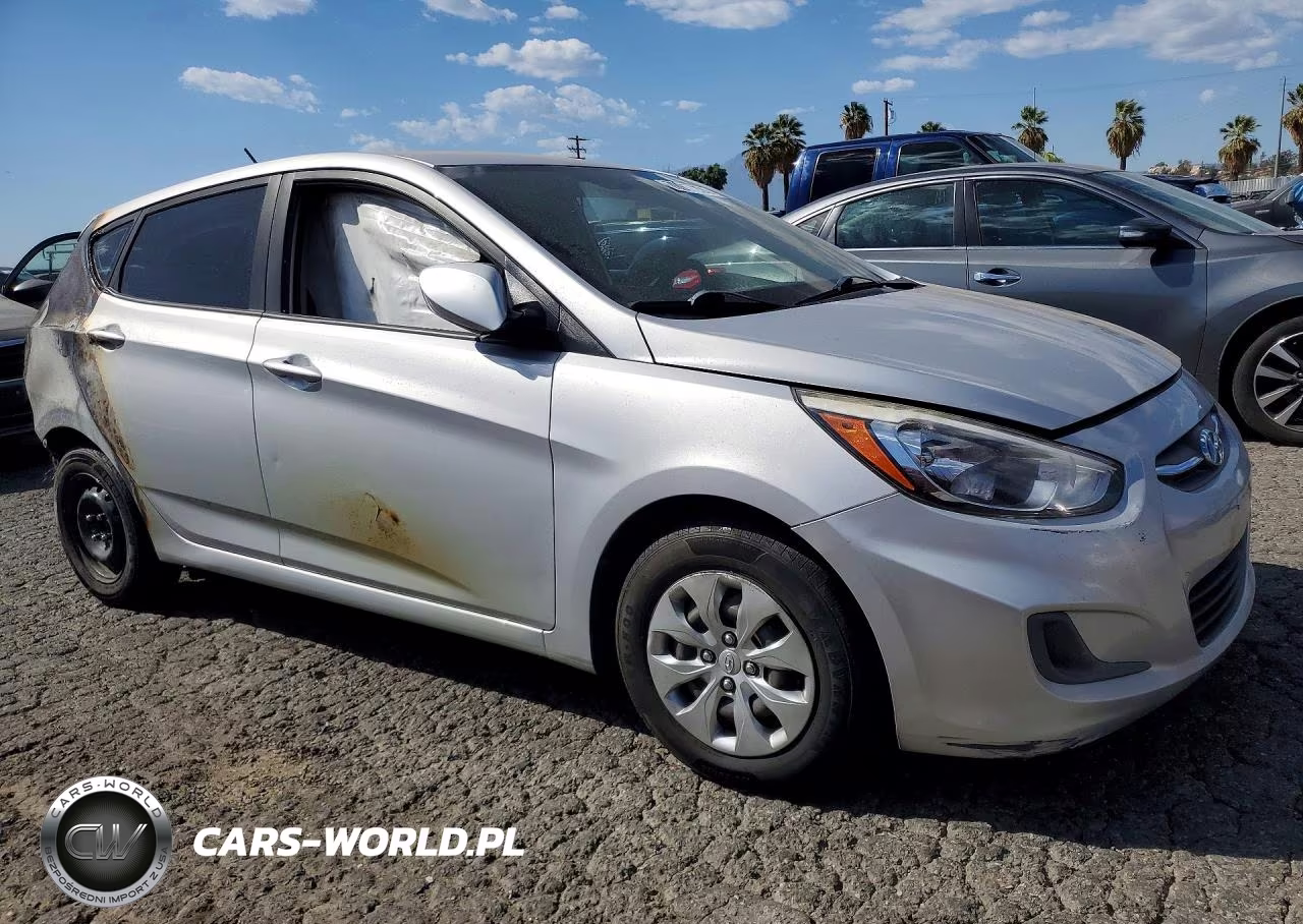 2017 Hyundai Accent Se VIN:KMHCT5AE3HU342733 - 4