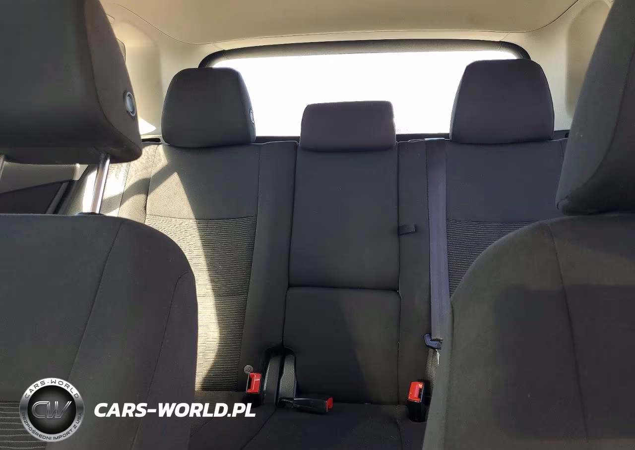 2013 Volkswagen Tiguan S VIN:WVGAV3AX0DW576883 - 10