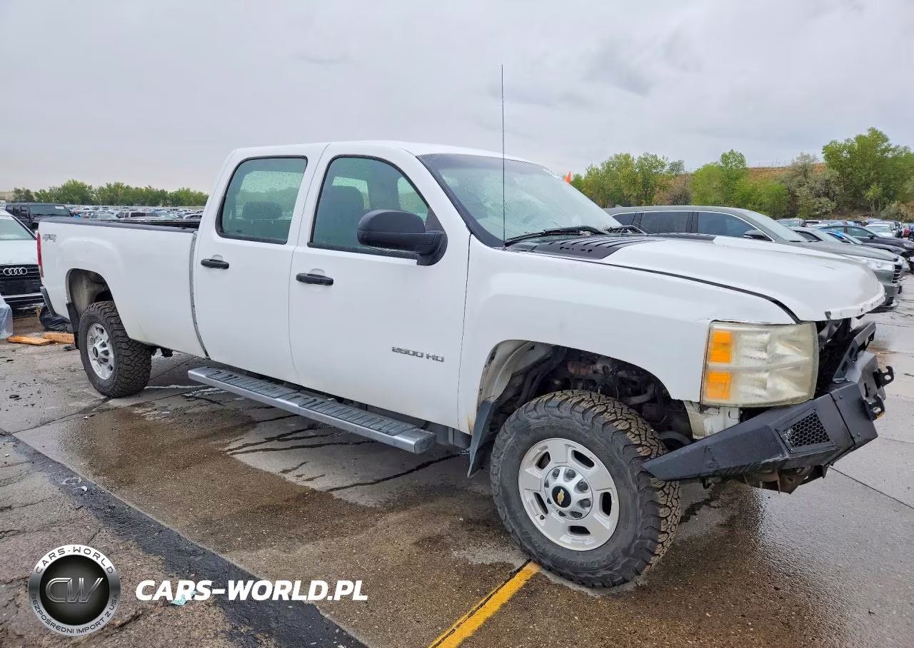 2011 GMC Sierra K2500 Heavy Duty VIN:1GT12ZC83BF233858 - 4