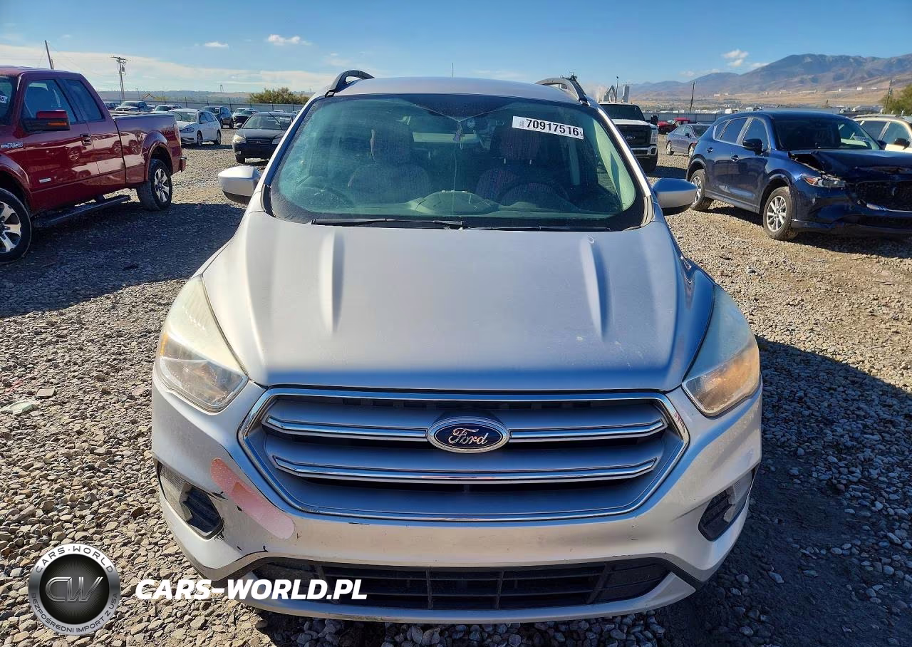 2018 Ford Escape Se VIN:1FMCU9GD6JUC12468 - 5