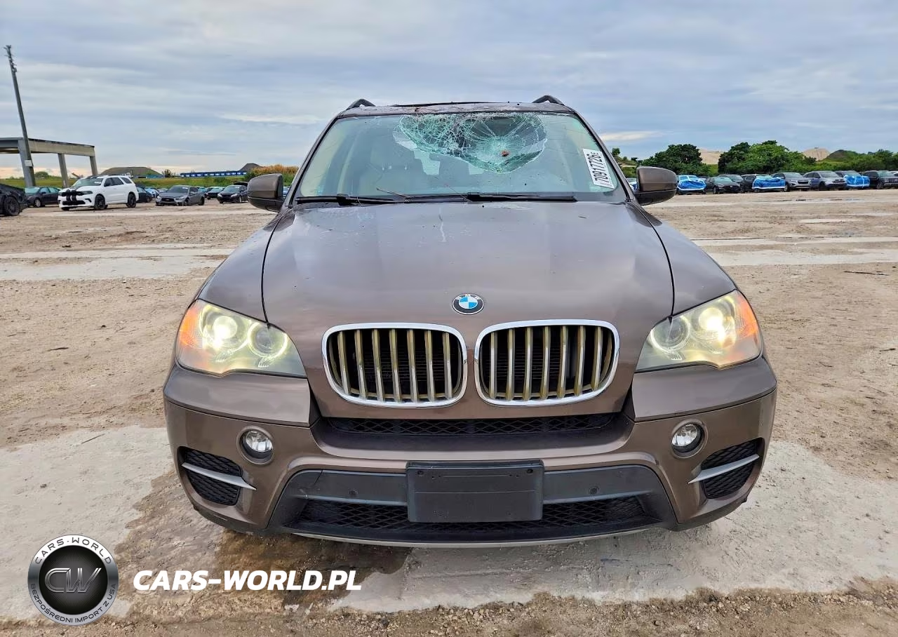 2013 BMW X5 xDrive35I VIN:5UXZV4C58D0B04282 - 5