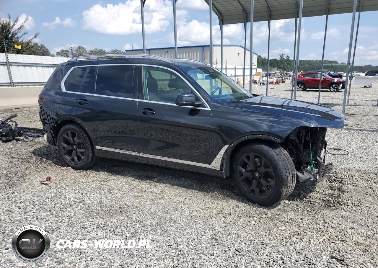 2023 BMW X7 xDrive40I VIN:5UX23EM01P9R02975 - 4