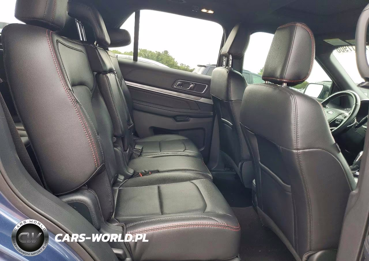2019 Ford Explorer Sport VIN:1FM5K8GT8KGA82628 - 11